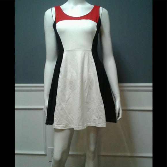Express M Red Skater Sleeveless Dress Needs Repair - Picture 2 of 4